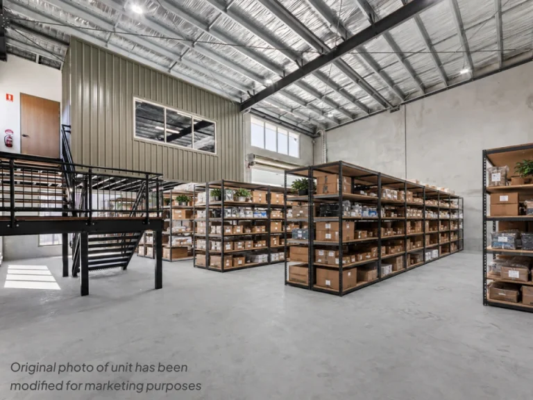 photo from modern and new warehouse at Clay Street in Ipswich